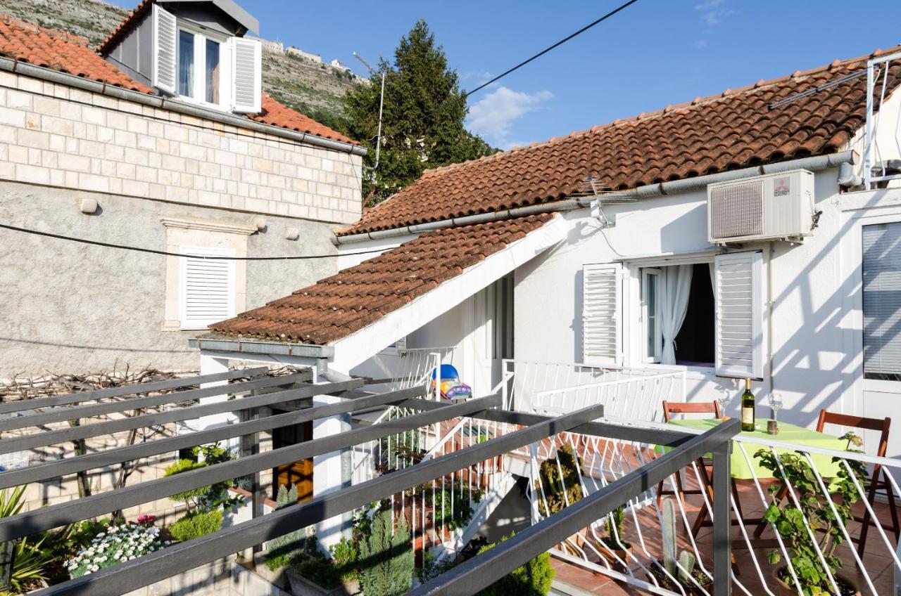 White Wave Guest House Dubrovnik Exterior photo