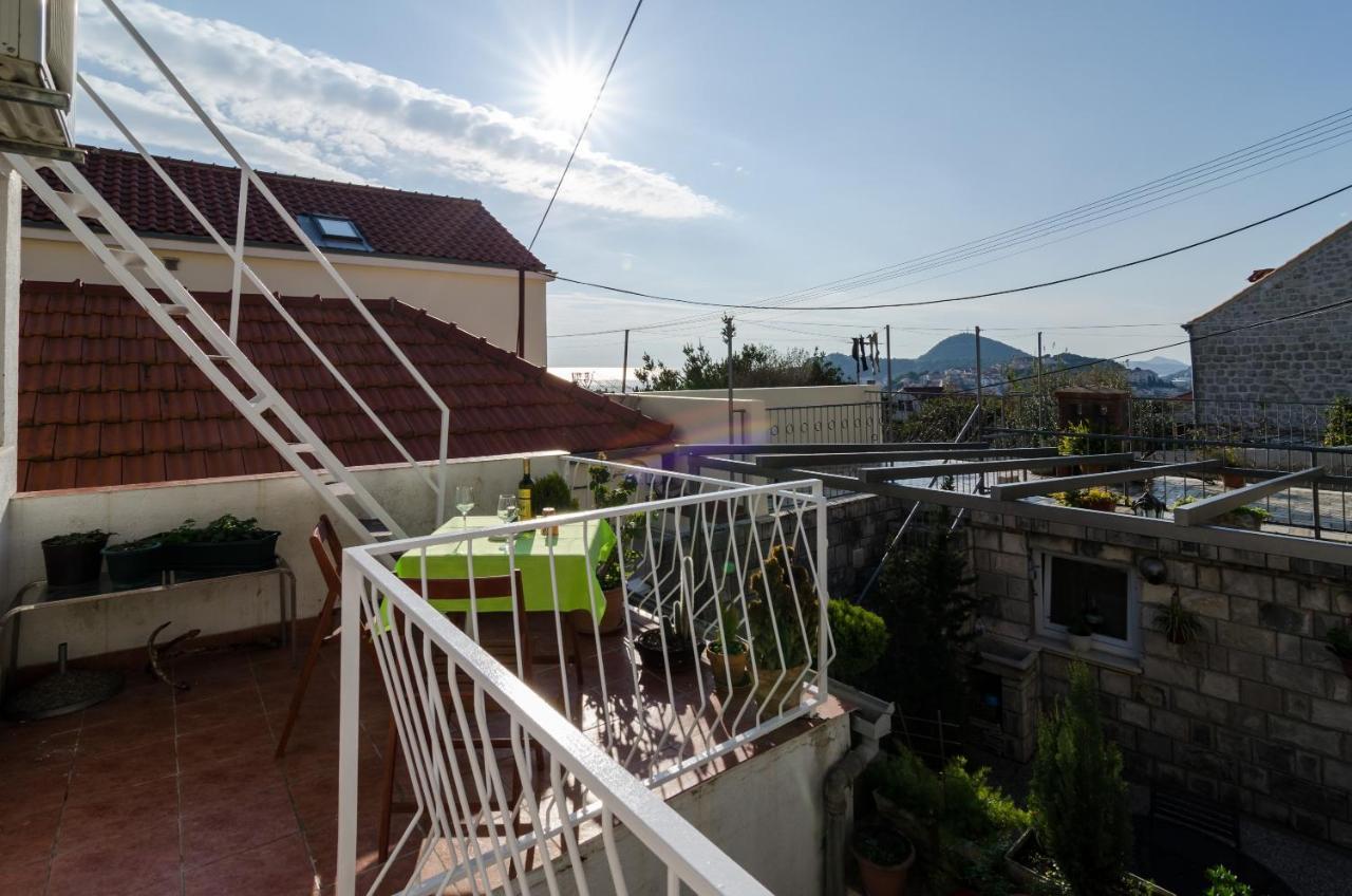 White Wave Guest House Dubrovnik Exterior photo